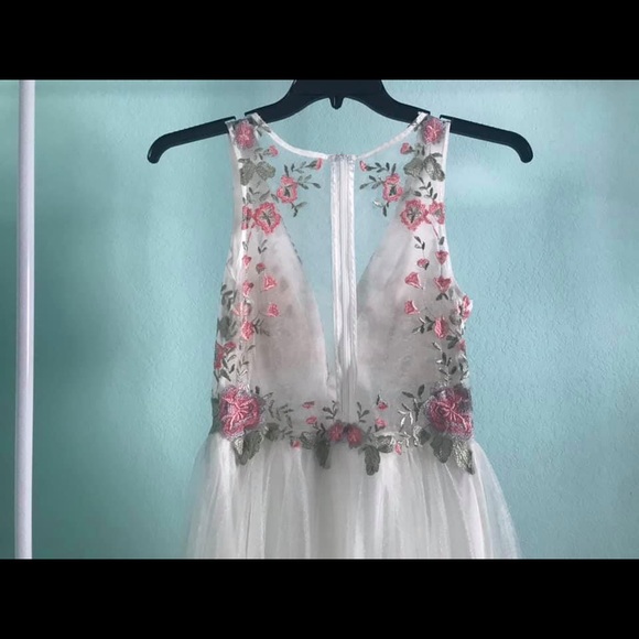 Prom Dress - Picture 3 of 3